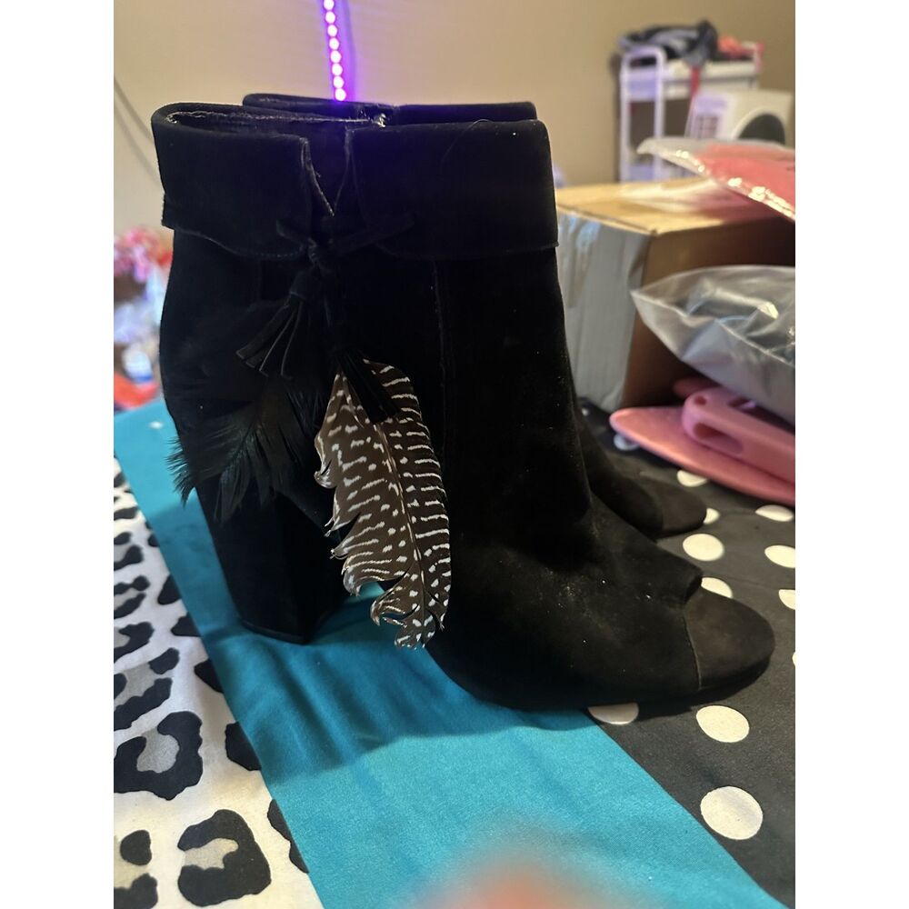 Jessica Simpson Kailey Black Suede Peep Toe Feather Tassel Ankle Boots Size 10